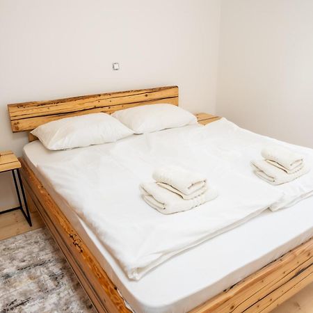 Island Apartments Izola Ngoại thất bức ảnh