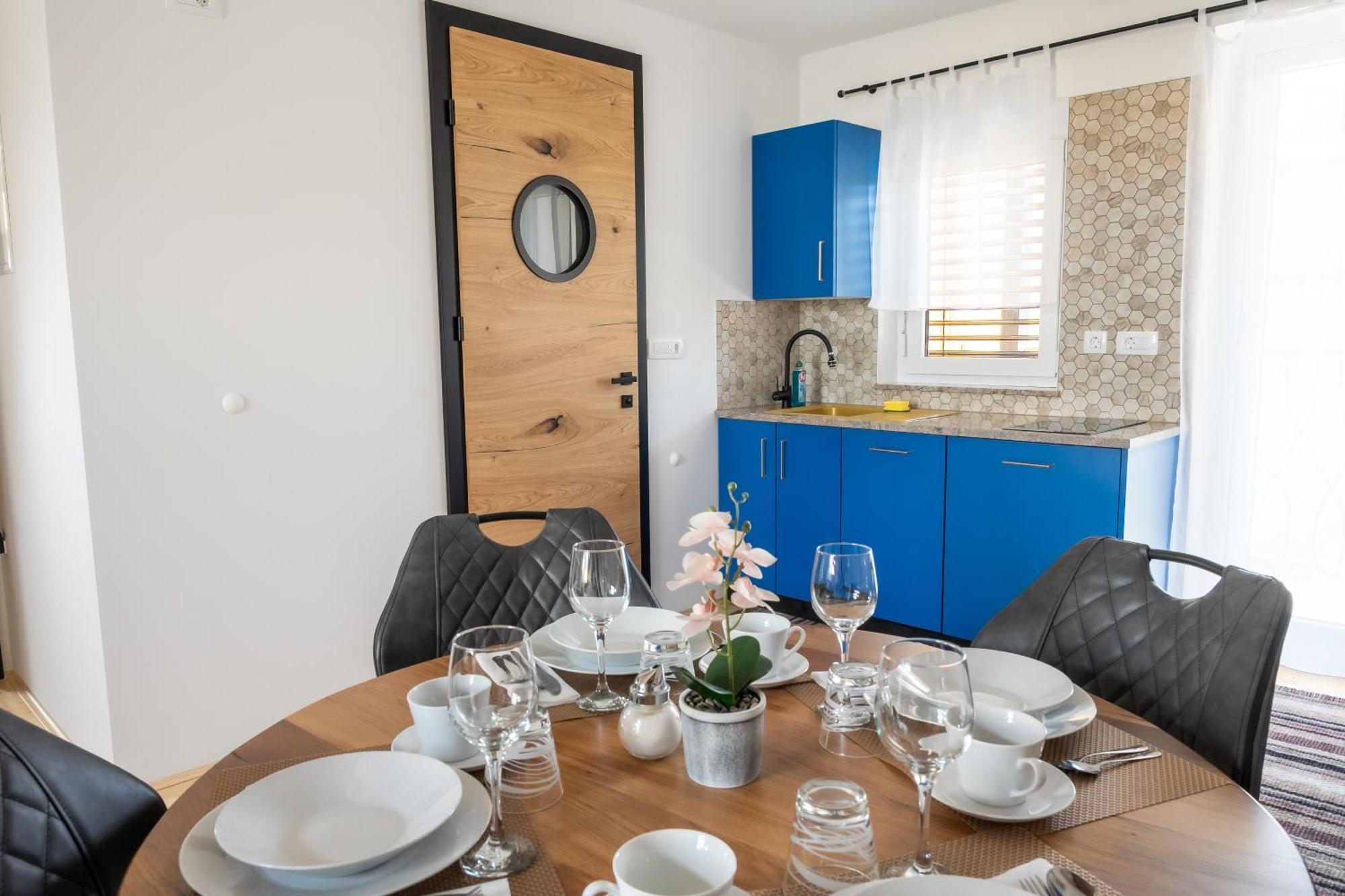 Island Apartments Izola Ngoại thất bức ảnh