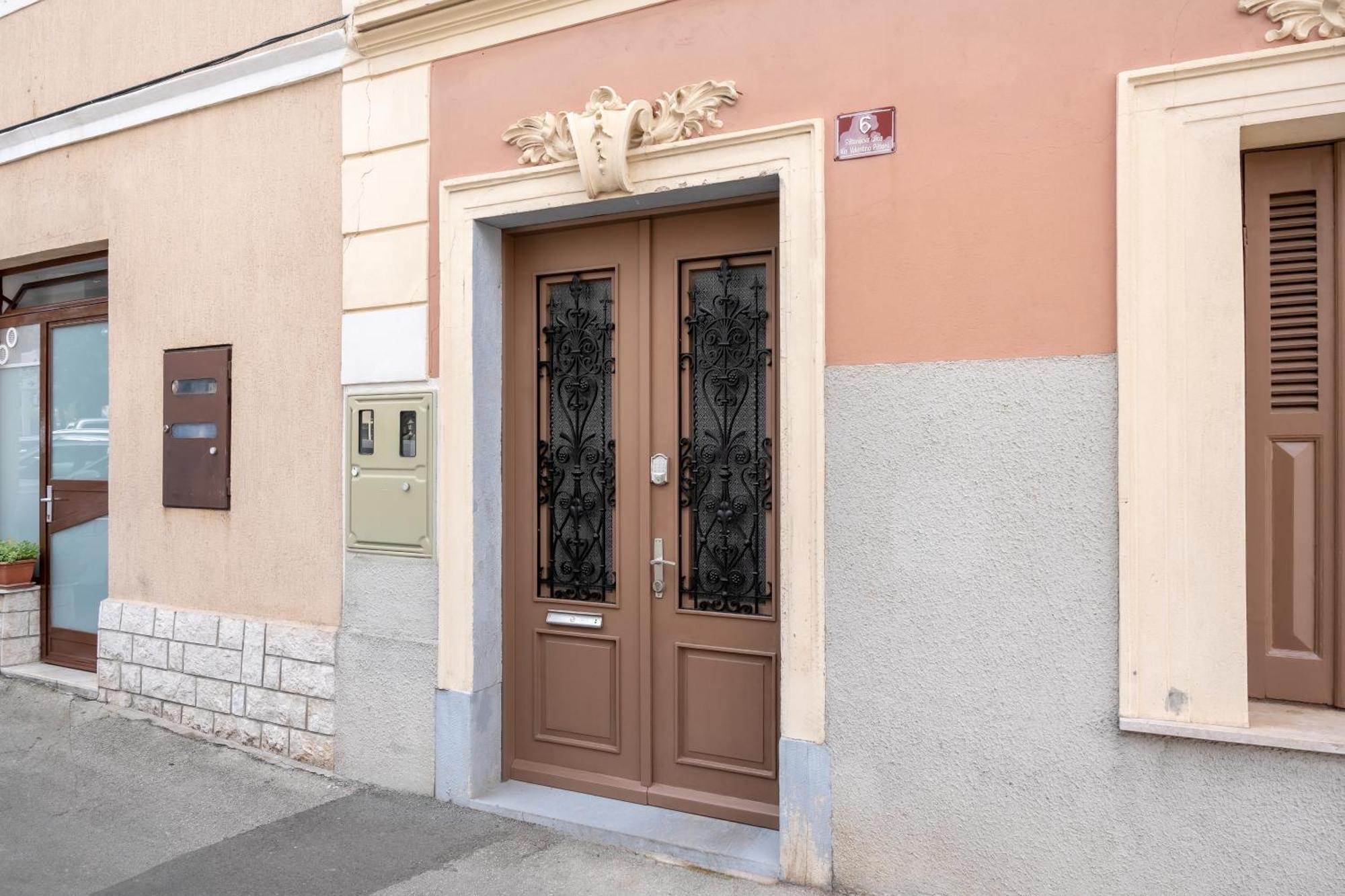 Island Apartments Izola Ngoại thất bức ảnh
